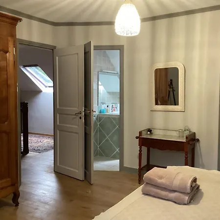 Le Clos Vautouchard Bed and Breakfast Λε Μανς